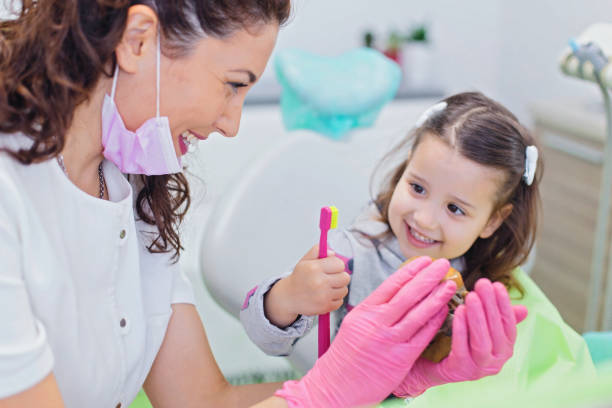 Best Tooth Extraction  in Watergate, FL